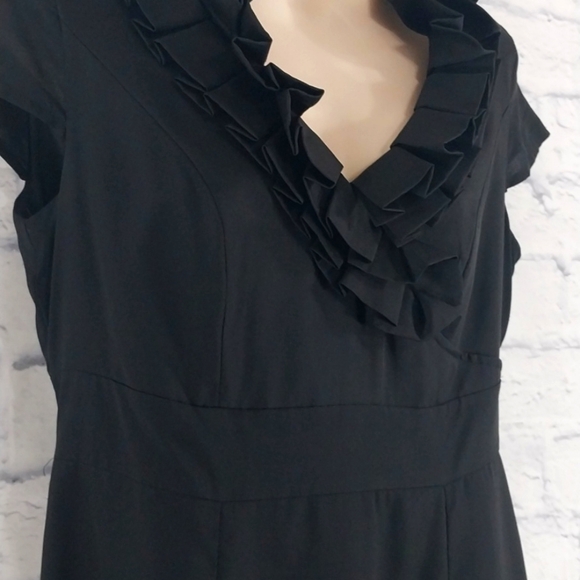 Merona Black Dress w Ruffles at Neckline Cap Sleeve  Sz 6 - Picture 3 of 5